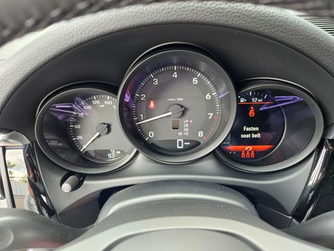 New 2026 Porsche Macan AWD/4WD image 24