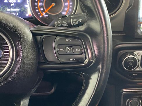 Used 2021 Jeep Wrangler Unlimited Sport image 16