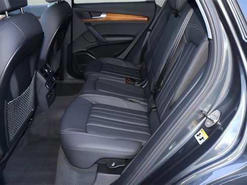 Used 2023 Audi Q5 2.0T Premium Plus w/ Premium Plus Package image 14