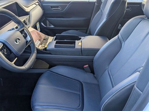 New 2026 INFINITI QX80 SPORT w/ Sport Exterior Package image 11