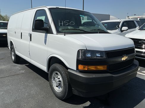 New 2026 Chevrolet Express 2500 w/ Driver Convenience Package RWD image 2