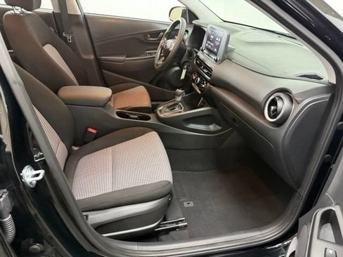 Used 2023 Hyundai Kona SE w/ Cargo Package AWD/4WD image 37