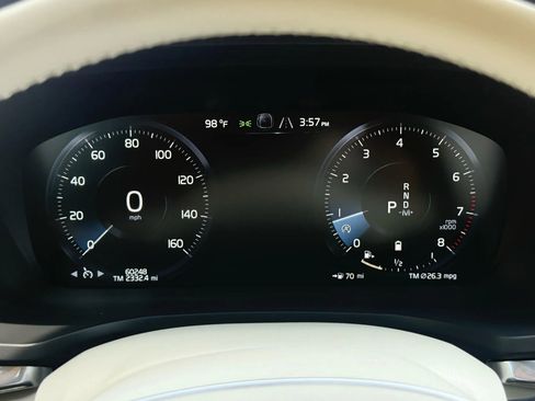 Used 2022 Volvo S60 B5 Momentum image 13