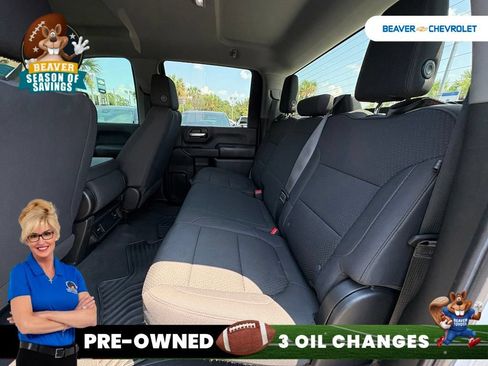 Used 2022 Chevrolet Silverado 2500 Custom w/ Custom Value Package AWD/4WD image 14