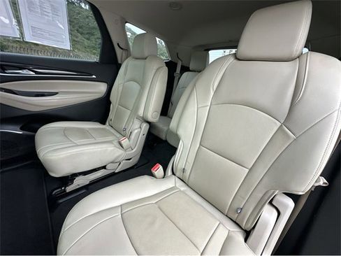 Used 2019 Buick Enclave Premium image 9