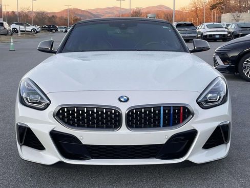 Used 2020 BMW Z4 M40i w/ Executive Package image 22