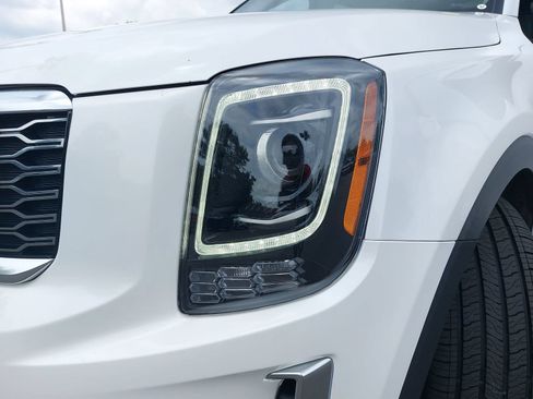 Used 2020 Kia Telluride S w/ S 8 Passenger Seating Package FWD image 31