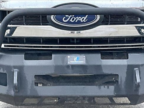 Used 2022 Ford F250 XLT w/ XLT Value Package image 12