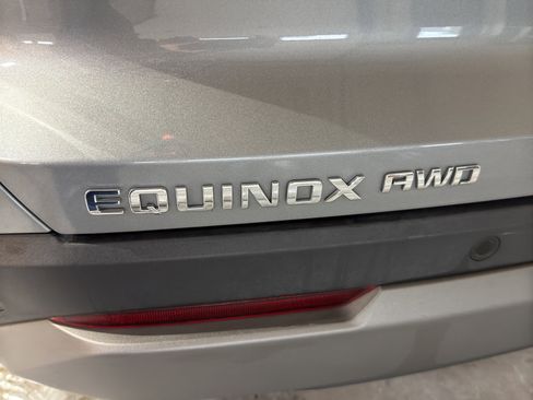 Used 2025 Chevrolet Equinox LT w/ Convenience Package II image 10