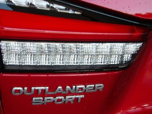 New 2025 Mitsubishi Outlander Sport SE image 8