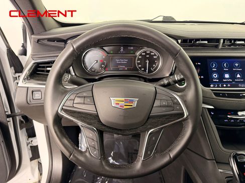Used 2021 Cadillac XT5 Premium Luxury AWD/4WD image 15