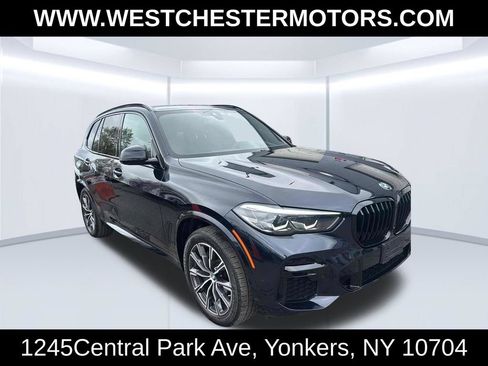 Used 2023 BMW X5 xDrive40i w/ M Sport Package AWD/4WD image 3