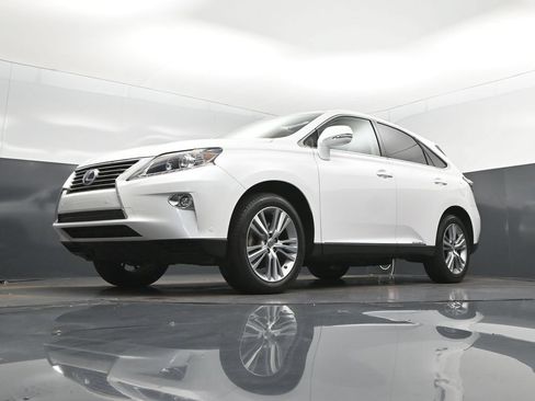 Used 2015 Lexus RX 450h FWD image 38