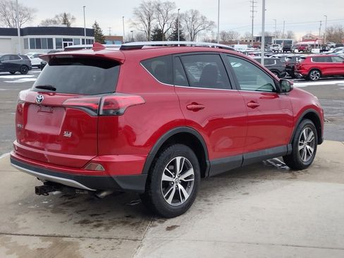 Used 2016 Toyota RAV4 XLE image 16