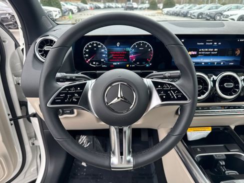 New 2026 Mercedes-Benz GLA 250 4MATIC image 25