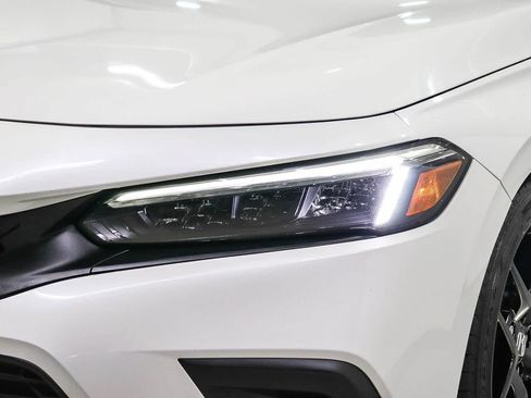 Used 2023 Honda Civic Sport image 7