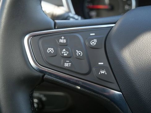 Used 2024 Chevrolet Equinox LT image 25