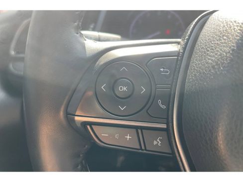 Used 2021 Toyota Camry SE FWD image 31