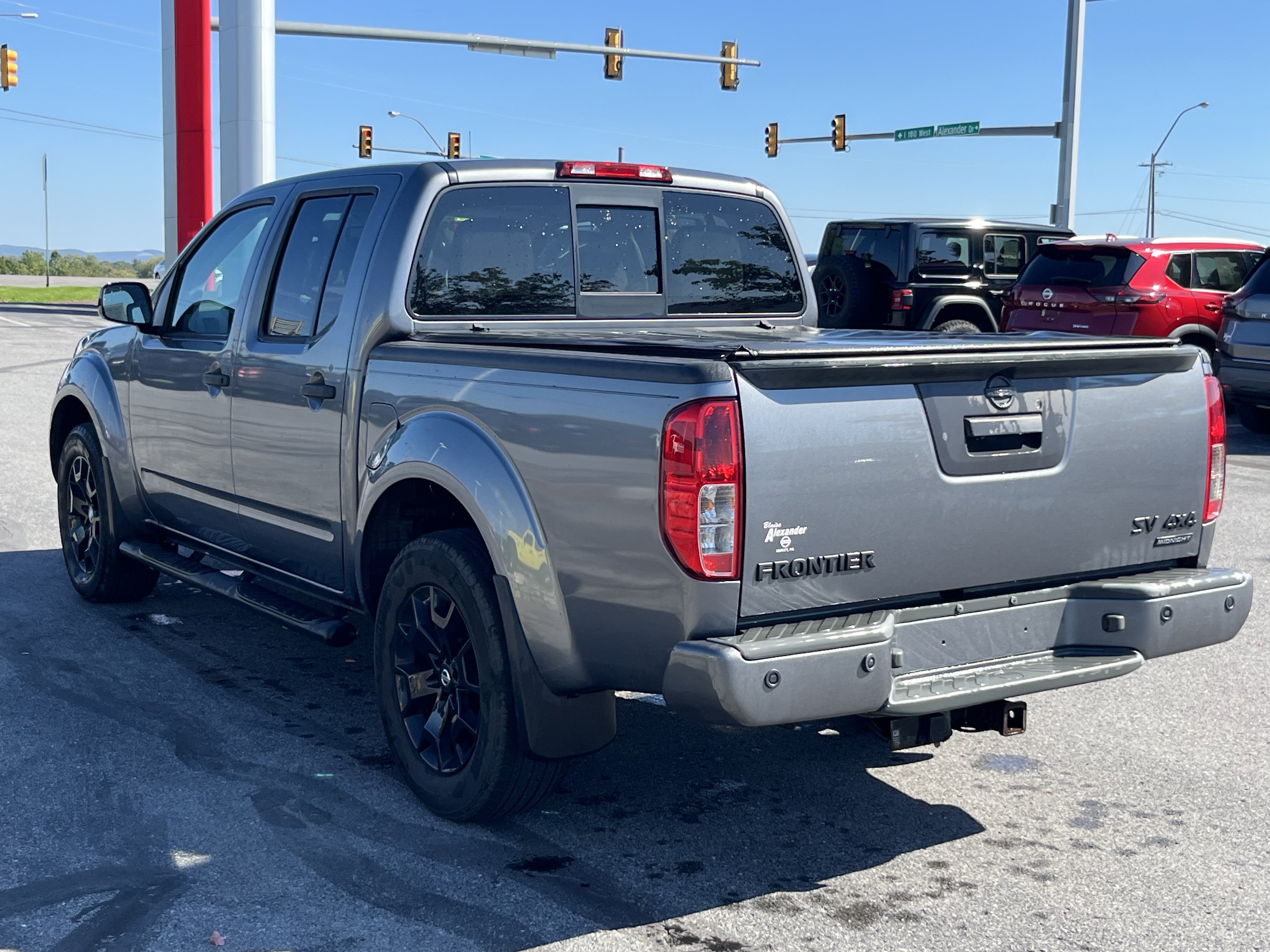 Used 2019 Nissan Frontier SV w/ Value Truck Package AWD/4WD image 7