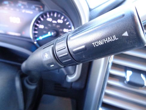 Used 2017 Ford F250 Lariat w/ Lariat Value Package image 96