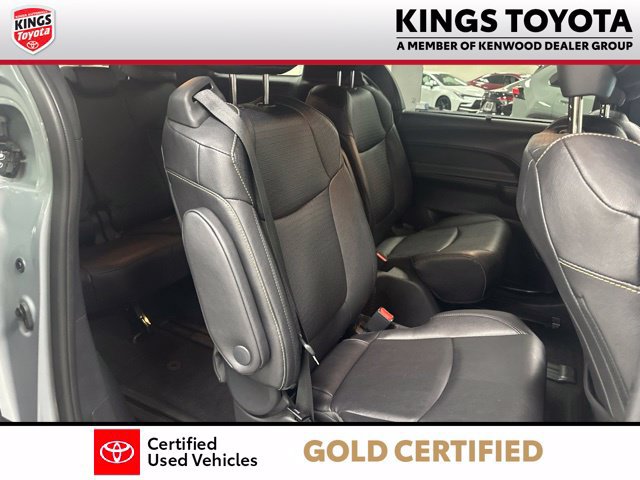 Certified 2025 Toyota Sienna XLE Woodland Edition AWD/4WD image 22