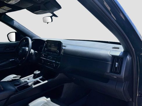 Used 2023 Nissan Pathfinder Rock Creek AWD/4WD image 29