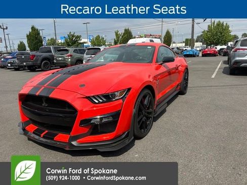 Used 2022 Ford Mustang Shelby GT500 w/ Technology Package RWD image 4