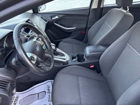 Used 2012 Ford Focus SEL FWD image 5