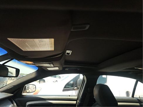 Used 2015 Ford Taurus SEL w/ Equipment Group 201A FWD image 6