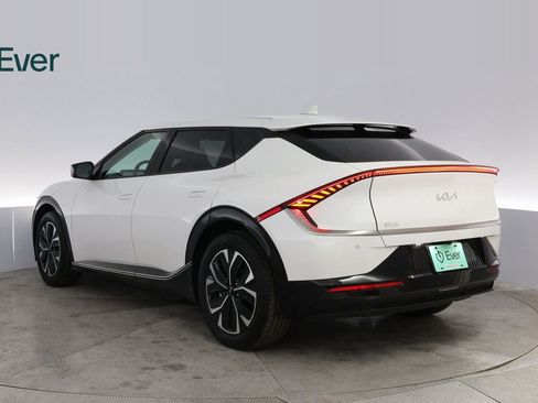 Used 2024 Kia EV6 Wind image 14