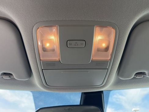 Used 2025 Kia Soul S image 15