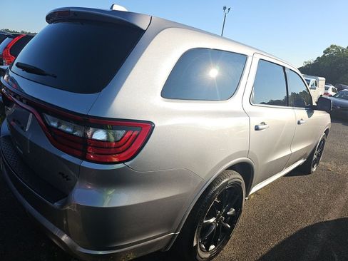Used 2018 Dodge Durango R/T w/ Technology Group AWD/4WD image 4