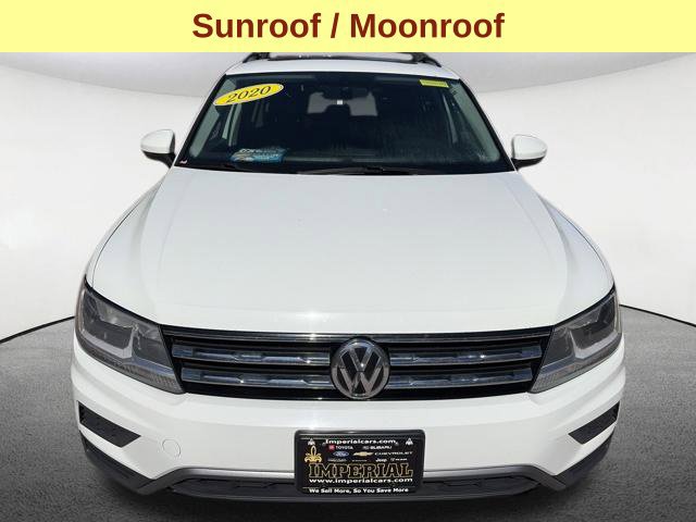 Used 2020 Volkswagen Tiguan SE w/ Panoramic Sunroof Package AWD/4WD image 4
