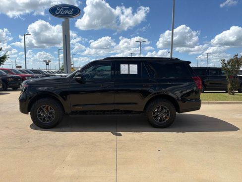 Used 2026 Ford Expedition Tremor AWD/4WD image 2