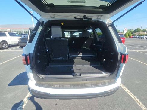 Used 2025 Toyota Sequoia SR5 image 11