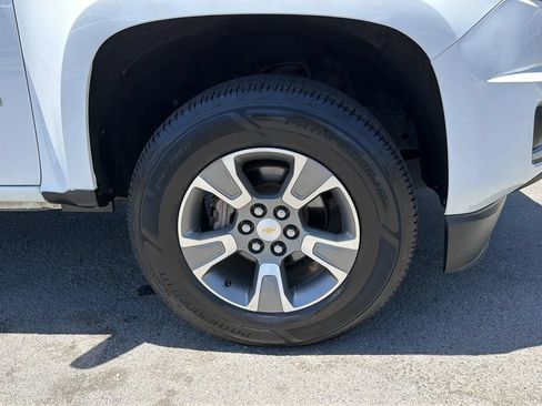 Used 2018 Chevrolet Colorado Z71 AWD/4WD image 14