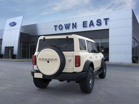 New 2026 Ford Bronco Outer Banks AWD/4WD image 31