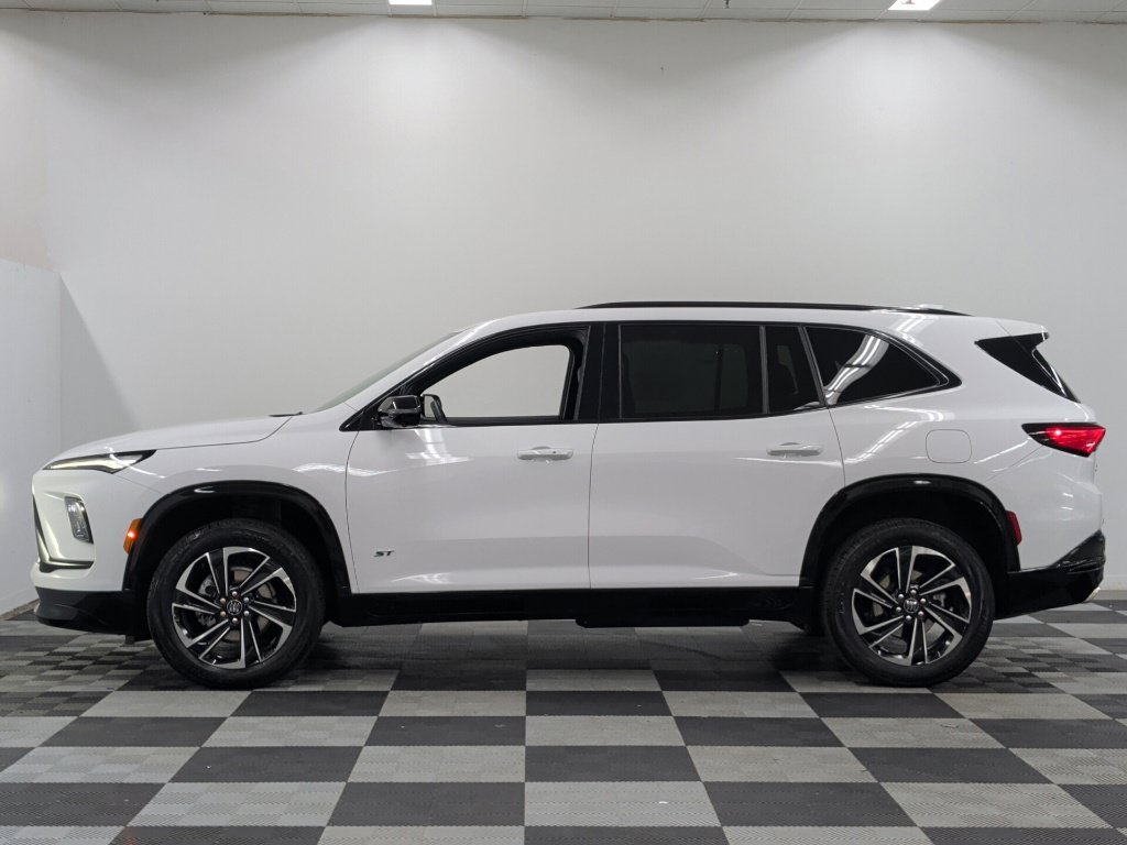 Used 2026 Buick Enclave Sport Touring AWD/4WD image 8
