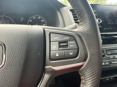 Used 2025 Honda Ridgeline TrailSport image 46