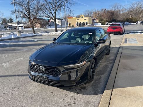 Used 2023 Honda Accord Sport image 48