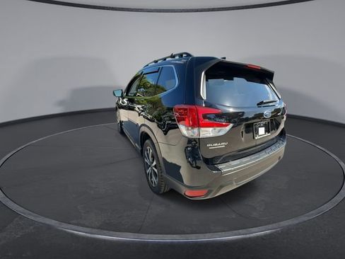 Certified 2022 Subaru Forester Limited AWD/4WD image 6