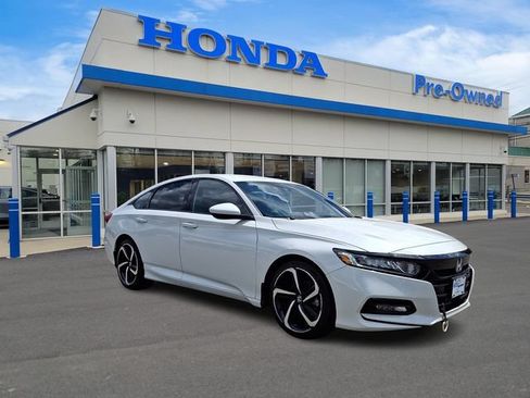 Used 2020 Honda Accord Sport image 3