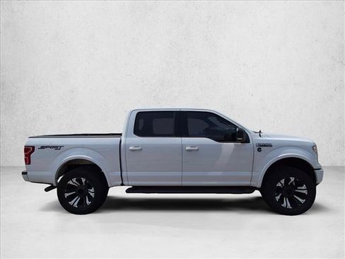Used 2018 Ford F150 XLT w/ Equipment Group 302A Luxury AWD/4WD image 4