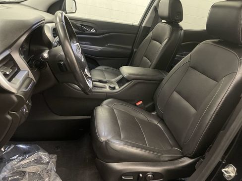 Used 2019 GMC Acadia SLT w/ Black Edition AWD/4WD image 14