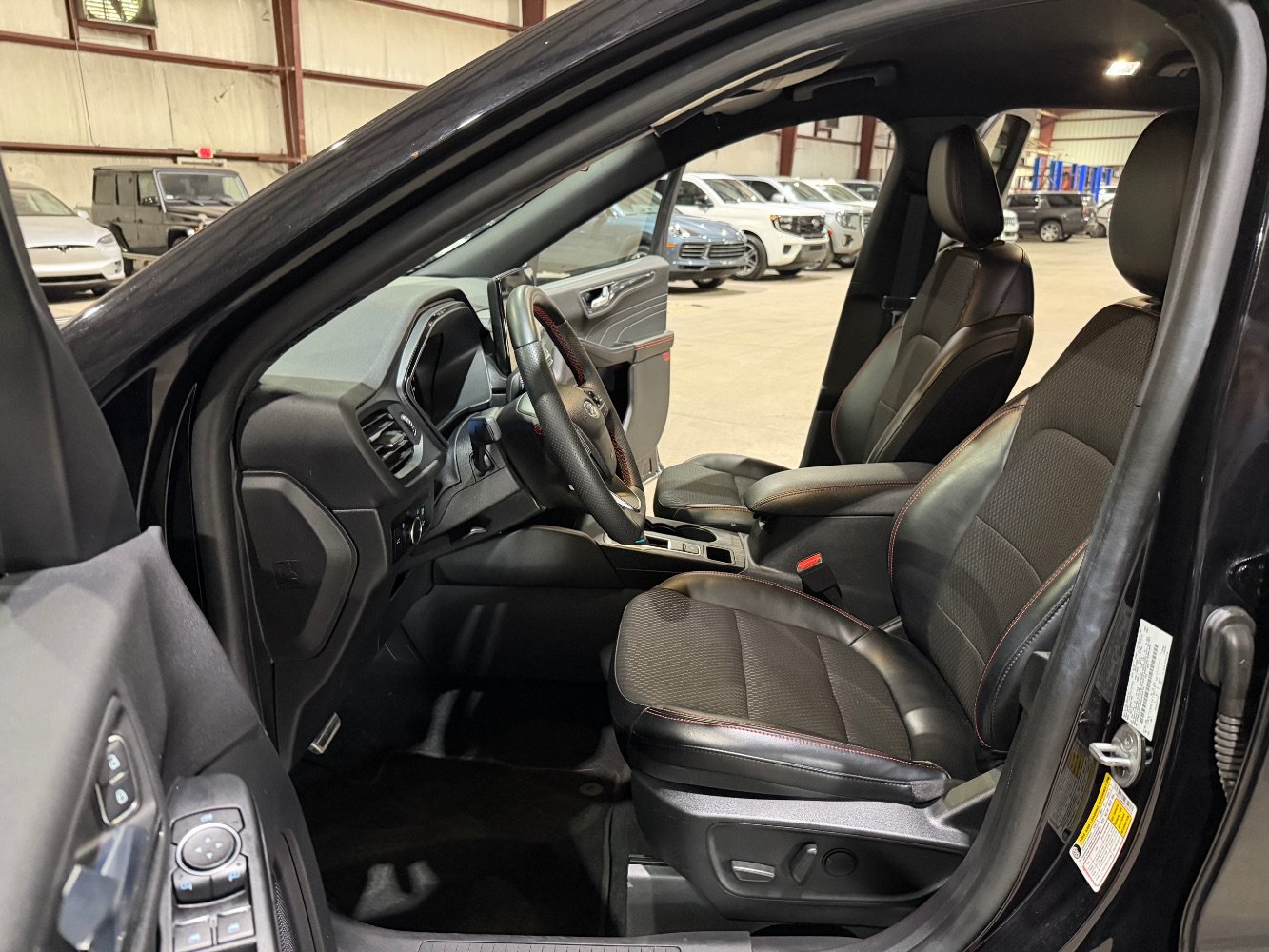 Used 2023 Ford Escape ST-Line w/ Tech Pack #1 FWD image 13