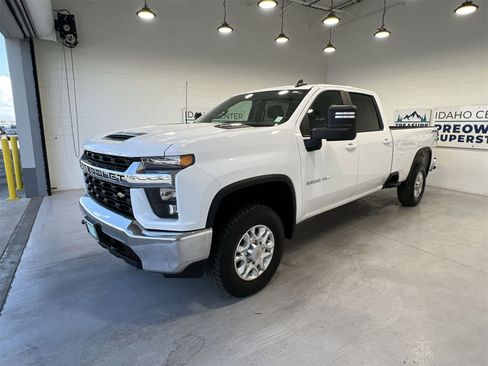 Used 2023 Chevrolet Silverado 3500 LT image 4