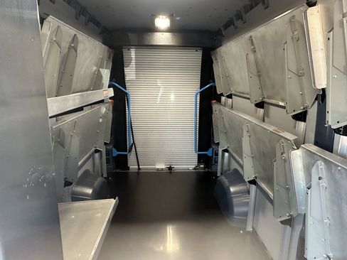 Used 2024 RAM ProMaster 3500 image 17