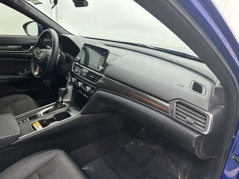 Used 2019 Honda Accord Sport image 25