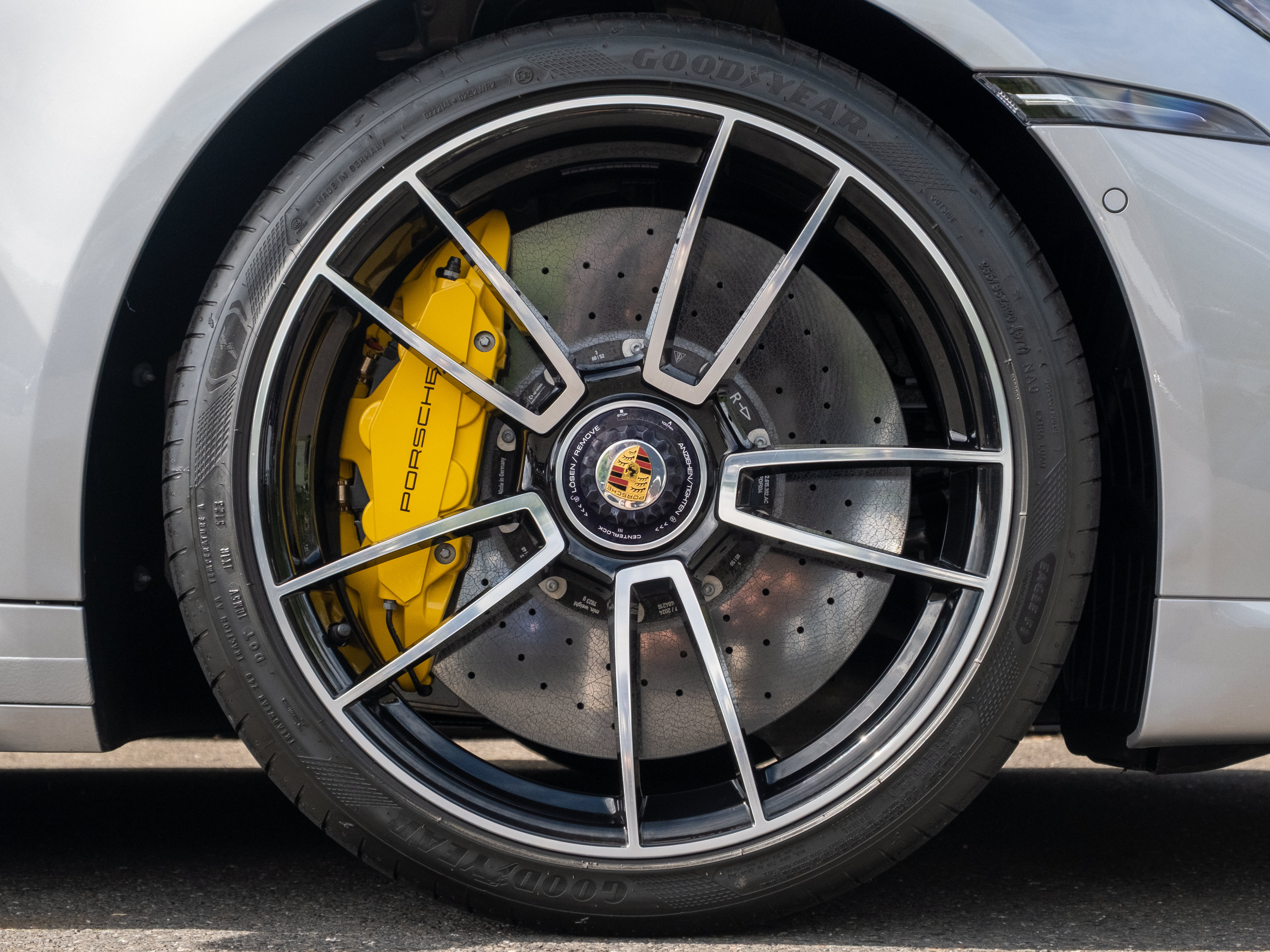 Certified 2024 Porsche 911 Turbo S AWD/4WD image 15