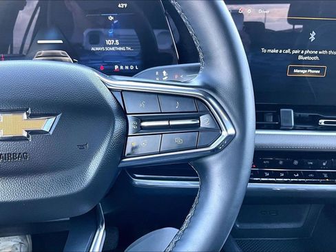 Used 2025 Chevrolet Equinox LT w/ Convenience Package II image 14